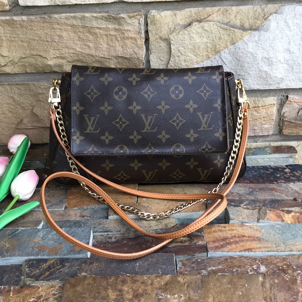 Authentic Louis Vuitton bag ! Flaws shown
